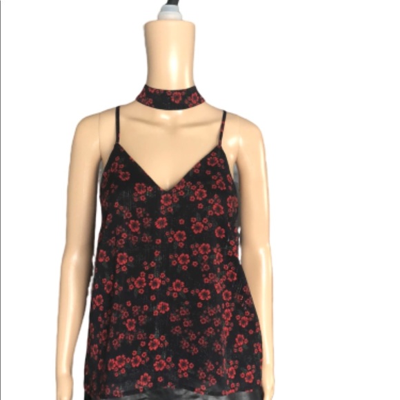 ENDLESS ROSE FLORAL CHOKER TANK TOP. - Picture 3 of 8